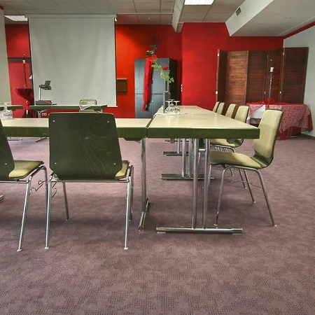 Hotel Sport Und Tagungshotel 3*