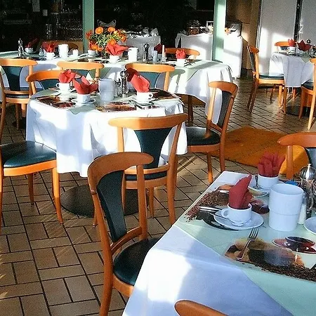 Hotel Sport Und Tagungshotel 3*